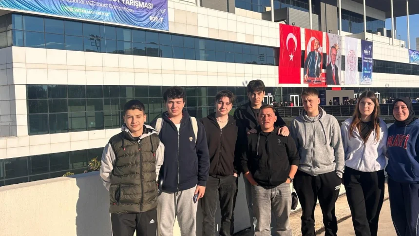 Aliağa'dan uluslararası robot yarışmasında ilk